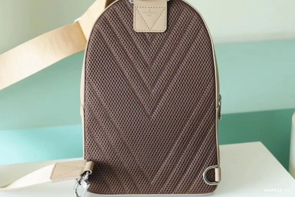 WIS Pilot VUITTON Slingbag LOUIS 0721